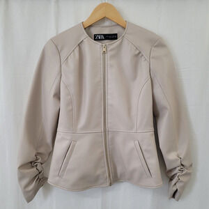 Zara Faux Leather Jacket Womens Size Small Cream Zip‎ Up Ruched Sleeves Moto